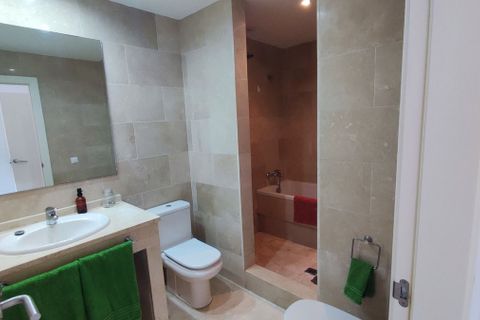 Leilighet i Estepona, Malaga, Estepona - € 410 000 | Ref: R5143219 - foto 9