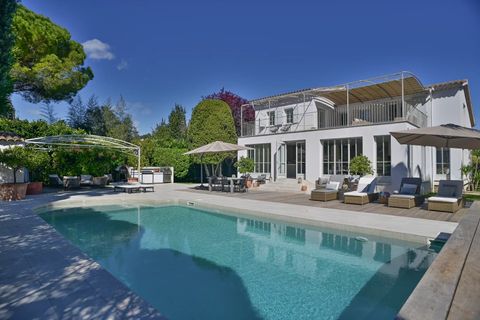 Villa i Mougins, Alpes-Maritimes, Mougins - € 2.900.000 | Ref: ARM-1152VM - foto 16
