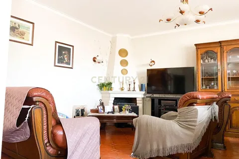 Villa i Alverca do Ribatejo, Lisbon, Alverca do Ribatejo - € 280.000 | Ref: C0429-00098 - foto 1