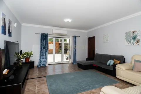 Villa i Loures, Lisbon, Loures - € 499.000 | Ref: C0429-00417 - foto 8