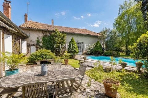 Villa i Blanquefort, Gironde, Blanquefort - € 795.000 | Ref: GV1023 - foto 1
