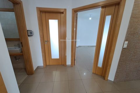Villa a Laranjeiro, Setubal, Laranjeiro - € 695.000 | Ref: 18013 - foto 5
