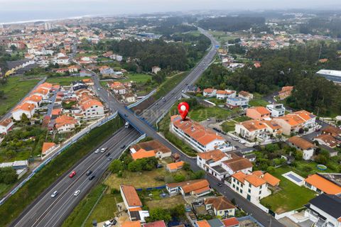 Villa a Espinho, Aveiro, Espinho - € 475.000 | Ref: C0496-00188 - foto 6