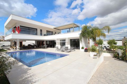 Villa i Silves, Faro, Silves - € 1.250.000 | Ref: 381/M/00277 - foto 1