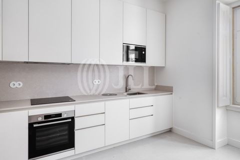 Villa i Oeiras, Lisbon, Oeiras - € 1.750.000 | Ref: 96661 - foto 8