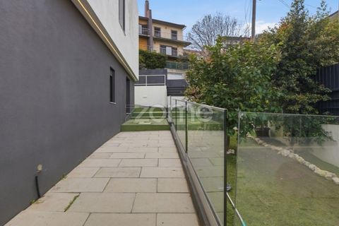 Villa i Odivelas, Lisbon, Odivelas - € 799.000 | Ref: ZMPT587370 - foto 31