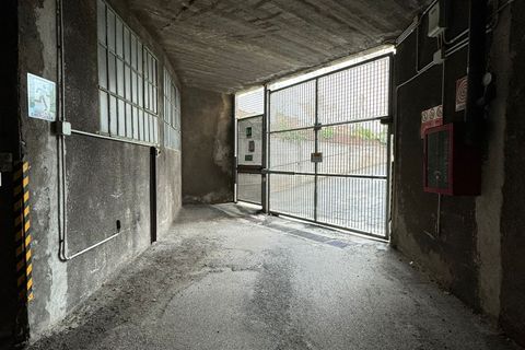 Garage i Torino, Turin, Torino - € 16.500 | Ref: 001-172 - foto 2
