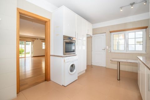 Villa i Carcavelos, Lisbon, Carcavelos - € 1.000.000 | Ref: ORIAPRO4808 - foto 9