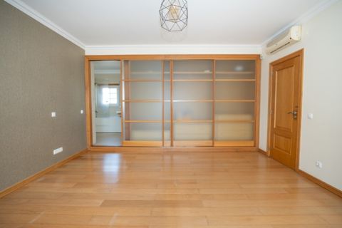 Villa i Carcavelos, Lisbon, Carcavelos - € 1.000.000 | Ref: ORIAPRO4808 - foto 23