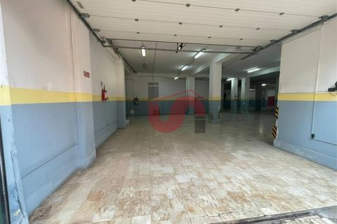 L'establiment comercial a Benevento, Benevento, Benevento - € 2.000/mes | Ref: AA39873 - foto 2
