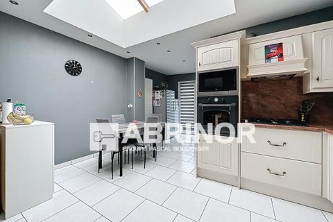 Villa i Tourcoing, Nord, Tourcoing - € 249.000 | Ref: TCG-39441-VRUBI - foto 3