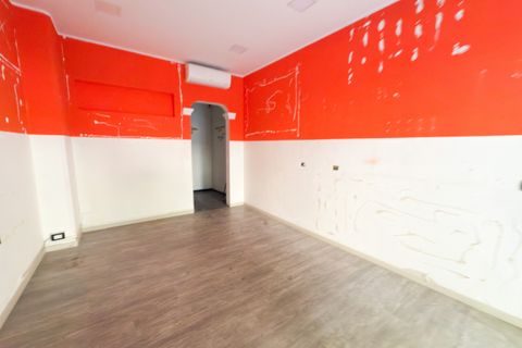 Erhvervsejendom i Genoa, Genoa, Genoa - € 32.000 | Ref: 29817 - foto 3