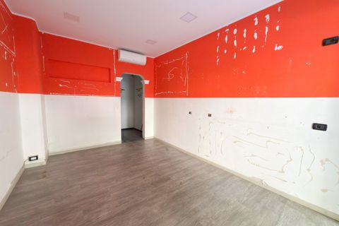 Erhvervsejendom i Genoa, Genoa, Genoa - € 32.000 | Ref: 29817 - foto 8
