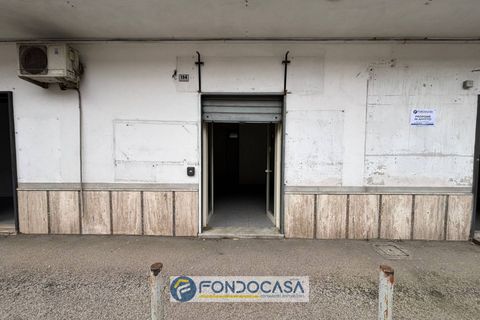 L'establiment comercial a Sant'Antimo, Naples, Sant'Antimo - € 450/mes | Ref: loc comm-corso michelangelo - foto 7