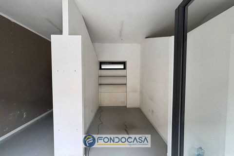 L'establiment comercial a Sant'Antimo, Naples, Sant'Antimo - € 550/mes | Ref: corso michelangelo sant'antimo - foto 5