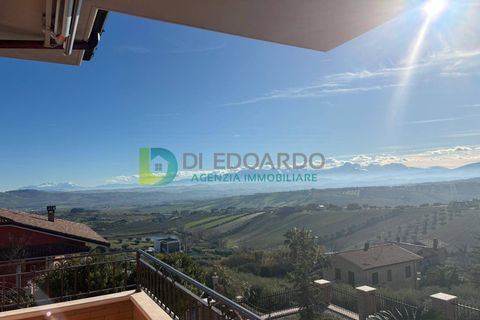 Villa a Colonnella, Teramo, Colonnella - € 700.000 | Ref: S158 - foto 3
