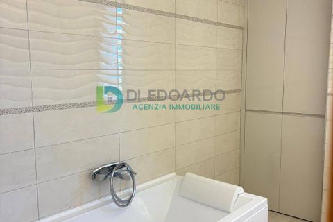 Villa a Colonnella, Teramo, Colonnella - € 700.000 | Ref: S158 - foto 27