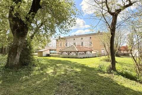 Villa a Aigre, Charente, Aigre - € 795.000 | Ref: NH1036 - foto 5