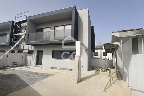 Villa i Maia, Porto, Maia - € 650.000 | Ref: 335/M/02187 - foto 18
