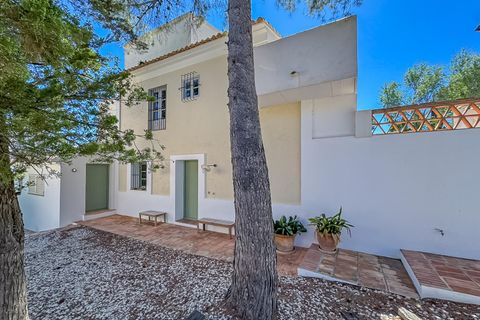 Villa en Altea, Alicante, Altea - € 1.200.000 | Ref: 9LUX5754 - photo 33