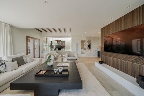 Villa a Estepona, Malaga, Estepona - € 2.195.000 | Ref: CasaEden - foto 24