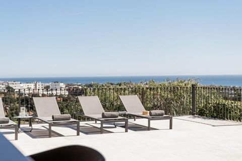 Villa a Estepona, Malaga, Estepona - € 2.195.000 | Ref: CasaEden - foto 35