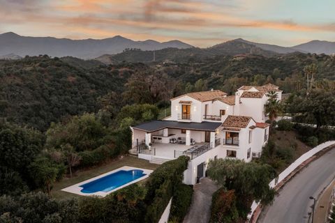 Villa a Estepona, Malaga, Estepona - € 2.195.000 | Ref: CasaEden - foto 37