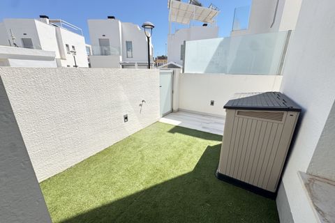 Villa a Cabo Roig, Alicante, Cabo Roig - € 635.000 | Ref: 729849 - foto 23