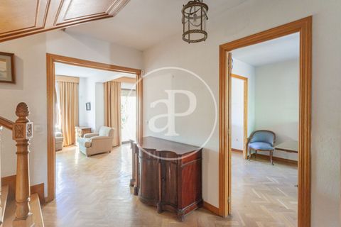 Villa i Madrid, Madrid, Madrid - € 1 290 000 | Ref: VMO2604008 - foto 16
