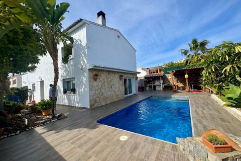 Villa en Calpe, Alicante, Calpe - € 850.000 | Ref: C39 - photo 2