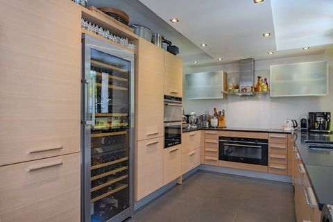 Villa i Mougins, Alpes-Maritimes, Mougins - € 2.200.000 | Ref: HH-16135468 - foto 15
