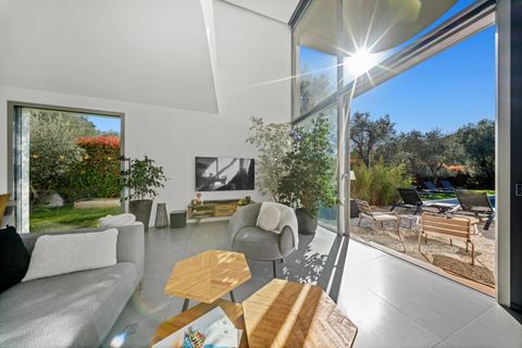 Villa i Valbonne, Alpes-Maritimes, Valbonne - € 2.400.000 | Ref: HH-16118312 - foto 1