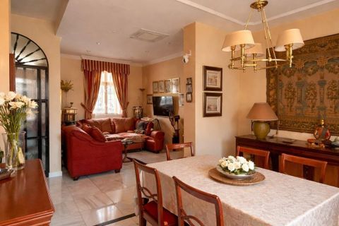 Rækkehus i Sevilla, Sevilla, Sevilla - € 570.000 | Ref: EXP13975/8930 - foto 1