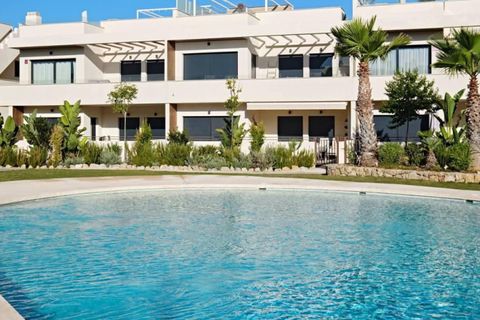 Lejlighed i Torrevieja, Alicante, Torrevieja - € 379.000 | Ref: MI26-MOVE-277 - foto 2