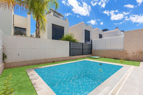 Villa a Orihuela, Alicante, Orihuela - € 319.000 | Ref: MI31-4145 - foto 2