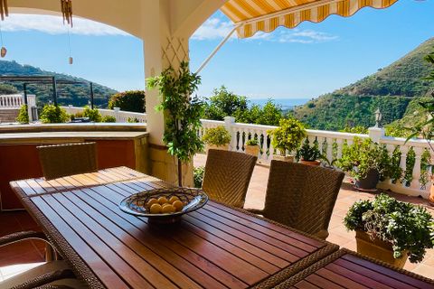 Villa i Arenas De Velez, Malaga, Arenas De Velez - € 699.999 | Ref: A4U2612 - foto 8