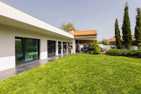 Villa a Braga, Braga, Braga - € 490.000 | Ref: ZMPT587671 - foto 3