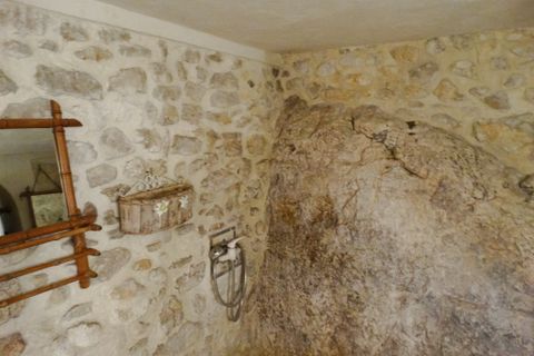 Farm hus i Viviers, Ardeche, Viviers - € 549.000 | Ref: 35944 - foto 3