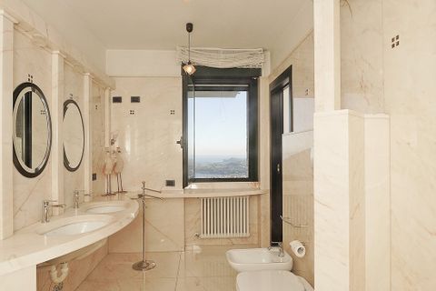Villa a Salo, Brescia, Salo - € 1.550.000 | Ref: ILV84643 - foto 35