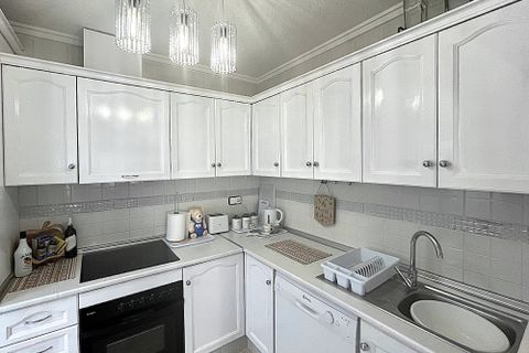 Villa en Punta Prima, Alicante, Punta Prima - € 209.950 | Ref: 23JJ01102 - photo 5