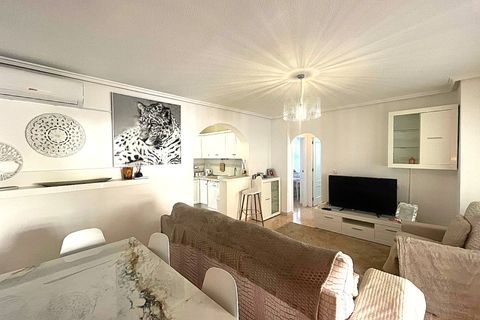 Villa en Punta Prima, Alicante, Punta Prima - € 209.950 | Ref: 23JJ01102 - photo 24