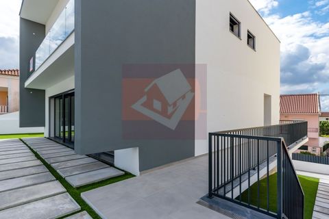 Villa i Odivelas, Lisbon, Odivelas - € 950 000 | Ref: HAB_562 (2) - foto 44