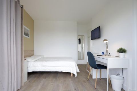 Apartament a Rennes, Ille-et-Vilaine, Rennes - € 465/mes | Ref: QlApeRCq6cE0htP - foto 8