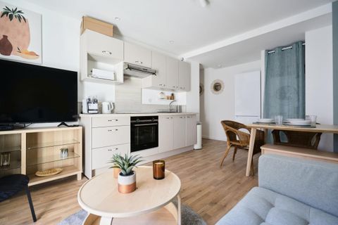 Apartament a Nancy, Meurthe-et-Moselle, Nancy - € 490/mes | Ref: ktjTJzxLo2H4UWC - foto 4