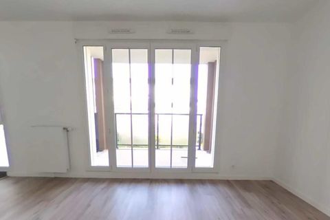 Apartament a Maurepas, Yvelines, Maurepas - € 690/mes | Ref: 0048140 - foto 2