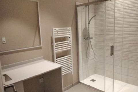 Apartament a Riom, Puy-de-Dome, Riom - € 762/mes | Ref: 0067429 - foto 3