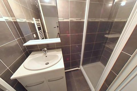 Apartament a Chartres, Eure-et-Loir, Chartres - € 651/mes | Ref: 0042310 - foto 2