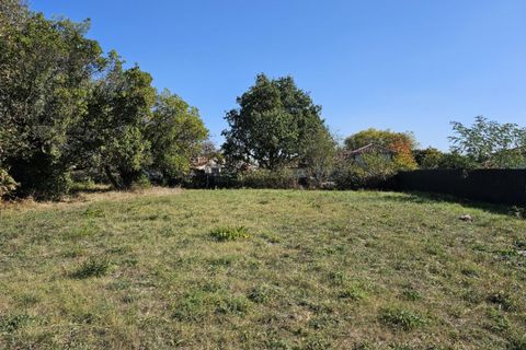 Helårsgrund i Saint-Savin, Gironde, Saint-Savin - € 29.000 | Ref: FD-GI-ST_SAVIN-630-3103 - foto 1