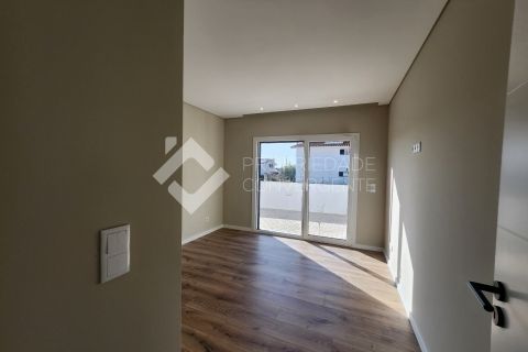 Villa i Seixal, Setubal, Seixal - € 550.000 | Ref: 400 - foto 19