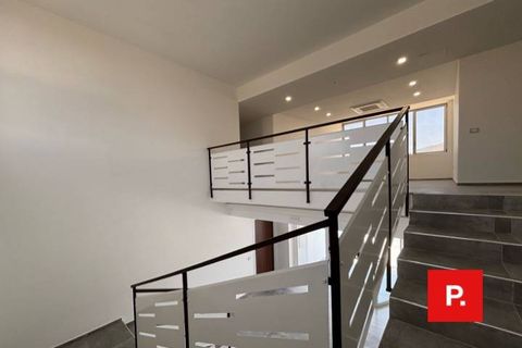 Erhvervsejendom i Caserta, Caserta, Caserta - € 3.000.000 | Ref: kA9424 - foto 28